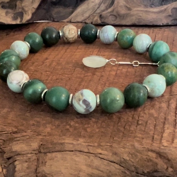 emerald and prehnite silver beaded bracelet 