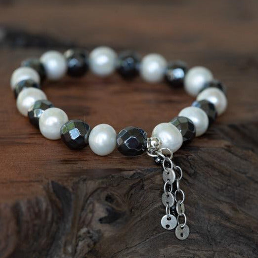 photo of Freshwater Pearl and Hematite Gemstone Bracelet