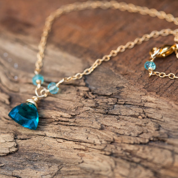 Peacock Blue Quartz Crystal Energy Healing Necklace | Rei of Light